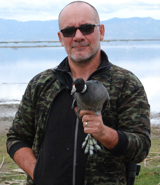 Manuel Grosselet with a coot